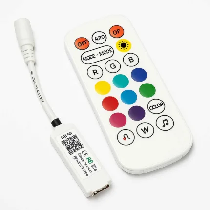 تصویر کنترلر RGB بلوتوثی با ریموت مادون‌قرمز و اپلیکیشن Happy Lighting، مناسب نورپردازی LED و تابلوسازی