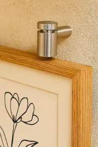 راهنمای انواع فیکسچر تابلو و معرفی کاربرد آنها در تابلوسازی